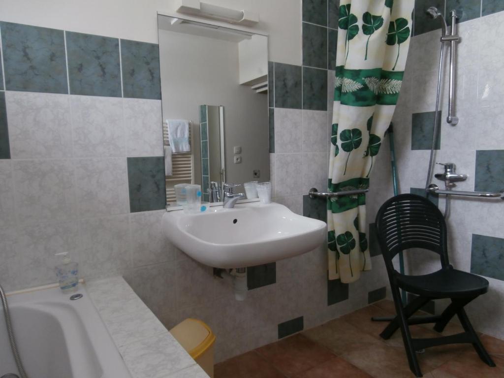 Bed and Breakfast Le Cardonnet Pont-Saint-Pierre Habitación foto
